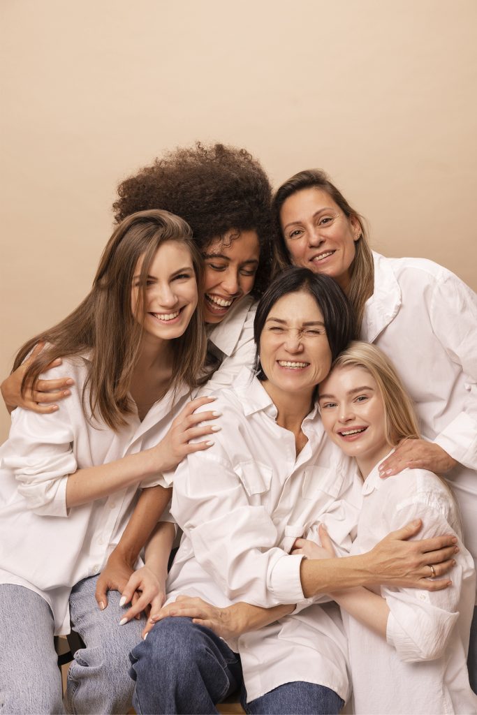 Curso_amas_de_casa_sobre_desarrollo_personal_Un_canal_para_ser_mucho_más_feliz_esthersolano
